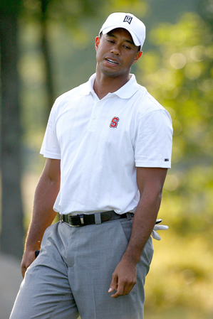 Illustration for article titled A Side-By-Side Examination Of Tiger's Golf Performance And His Concurrent Sexting